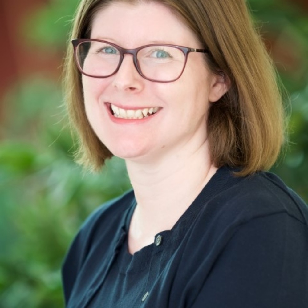 Meet your Posher, Linda